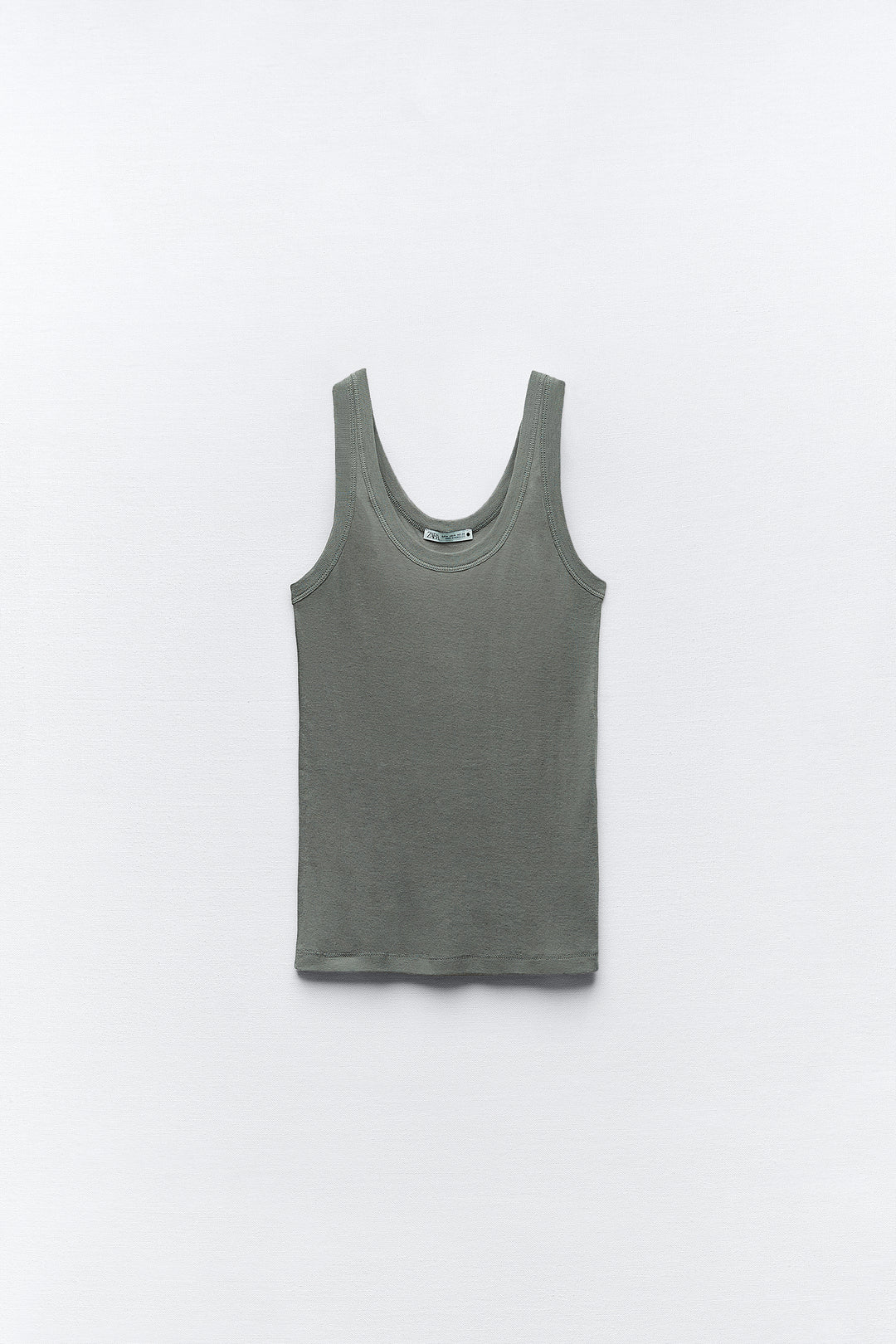 Basic T-Shirt
