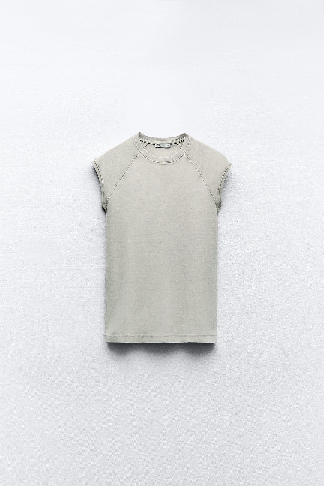 Basic T-Shirt