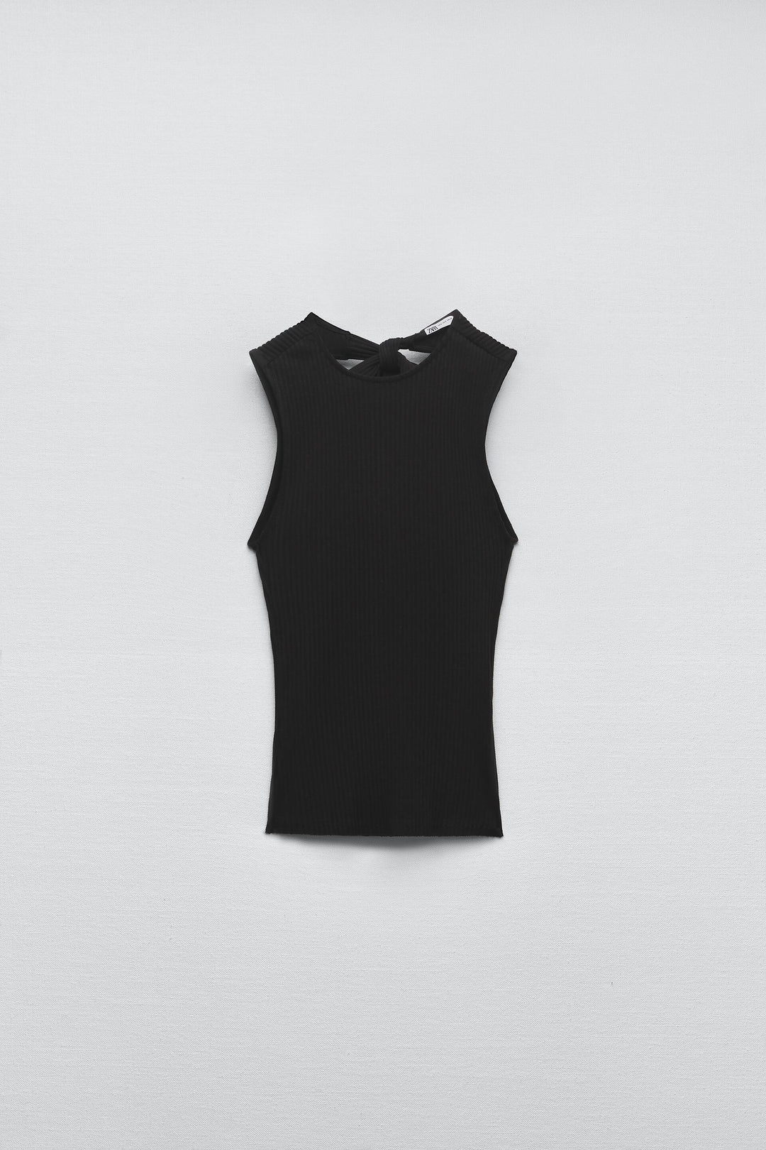 https://static.zara.net/photos/2023/V/0/1/p/0858/168/800/2/0858168800_6_1_1.jpg?ts=1681209595660