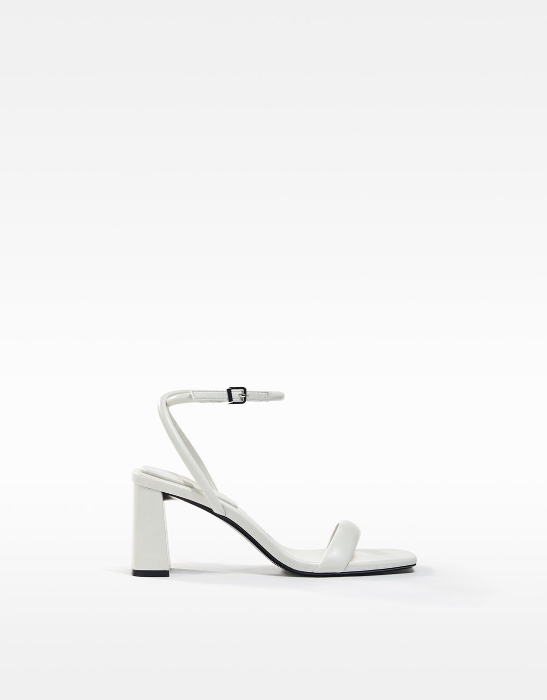 Sandales marque_Bershka, genre_Femme Moudda Tunisie1