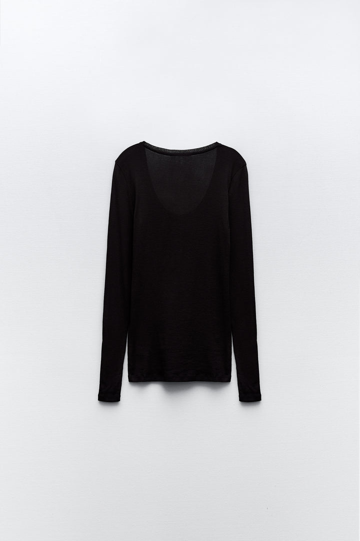 Basic T-Shirt