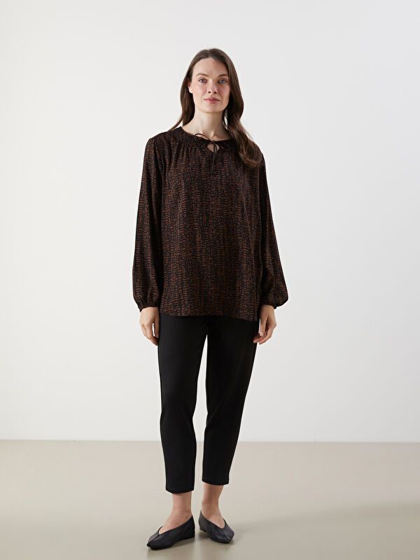 Moudda LC Waikiki - Blouse tissée imprimée manches longues Femme Imprimé en noir - Tunisie 2