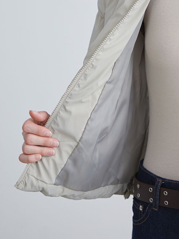 Moudda LC Waikiki - Manteau matelassé en nylon Femme Ecru - Tunisie 4