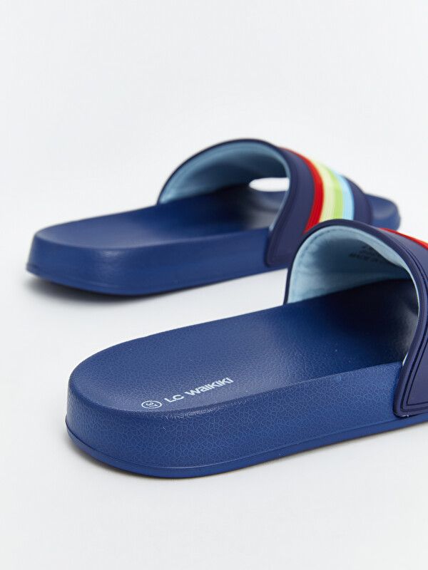 Moudda LC Waikiki - Pantoufles pour Garçon couleur Bleu marine - Tunisie 5