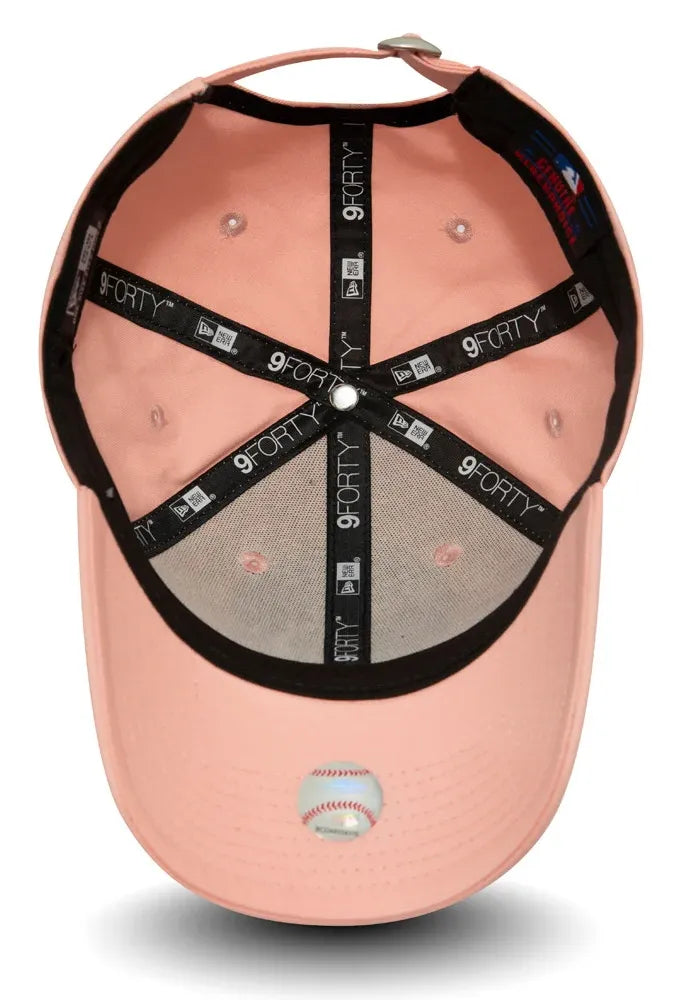 new-york-yankees-kids-pink-9forty-cap-12745558-bottom.webp
