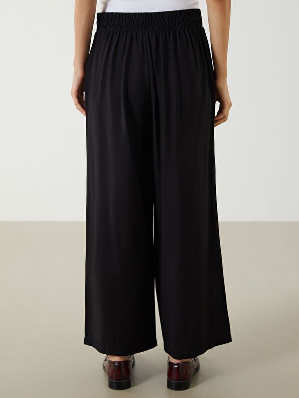 Moudda LC Waikiki - Pantalon tissé fin Femme Noir - Tunisie 4