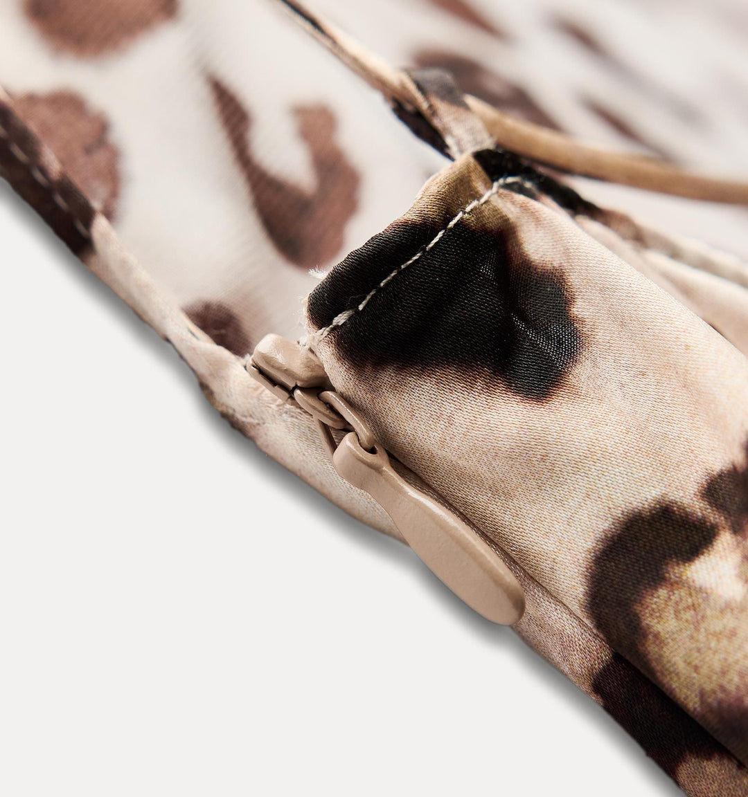 Moudda ZARA - Robe de soie imprimée animalier - Tunisie 3