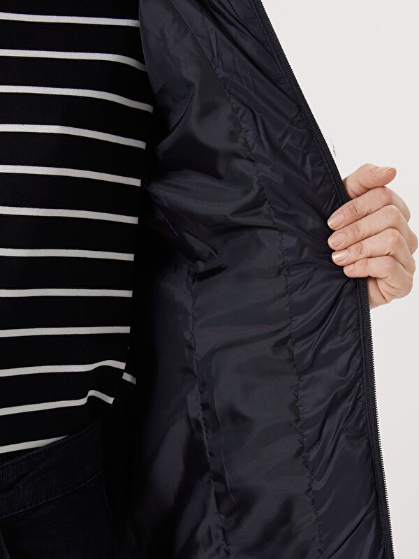 Moudda LC Waikiki - Manteau matelassé léger Femme Noir - Tunisie 4