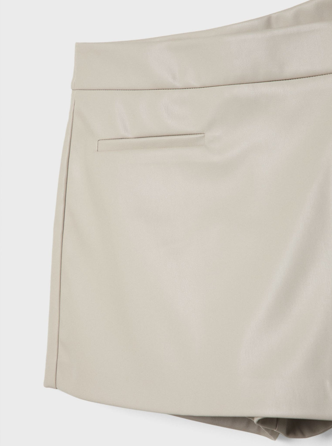 Moudda STRADIVARIUS - Jupe-Culotte Croisée en Simili Cuir avec Passepoil - Tunisie 4