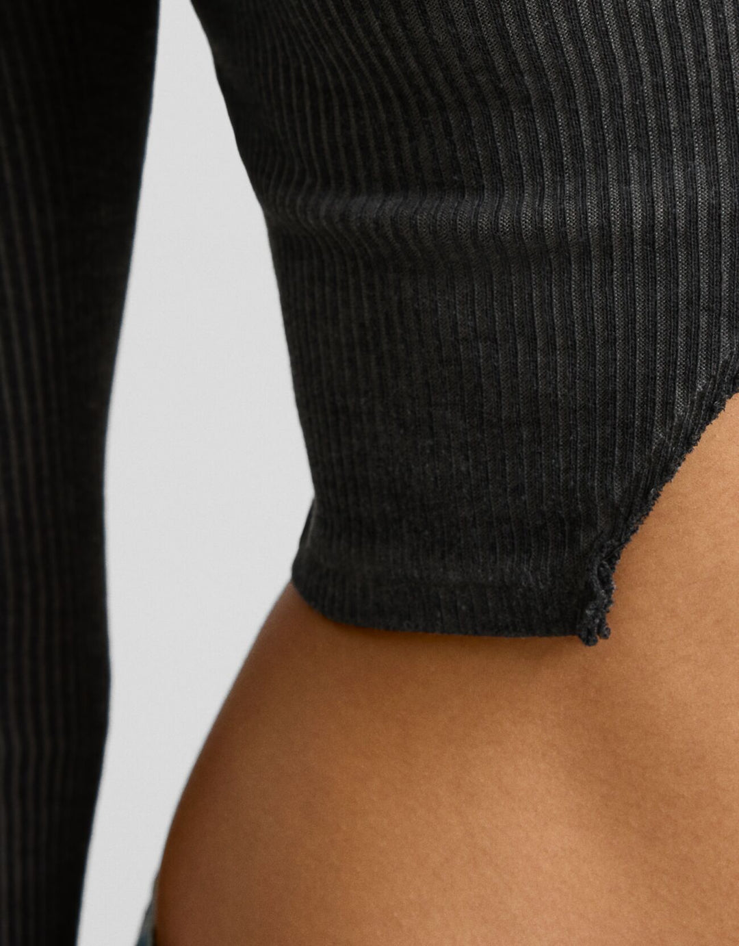 Moudda BERSHKA - Tee shirt - Tunisie 3