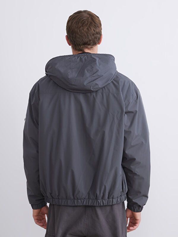 Moudda LC Waikiki - Manteau matelassé léger Homme Anthracite - Tunisie 5