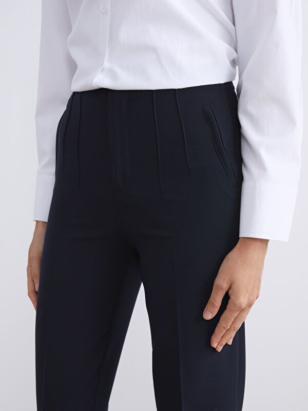 Moudda LC Waikiki - Pantalon tissé moyen Femme Marine - Tunisie 3