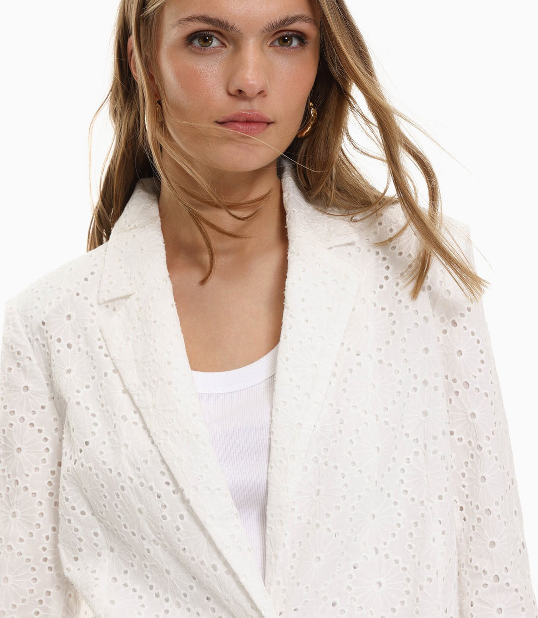 Moudda Lefties - Veste Schiffli - Collection Blanche - Tunisie 3