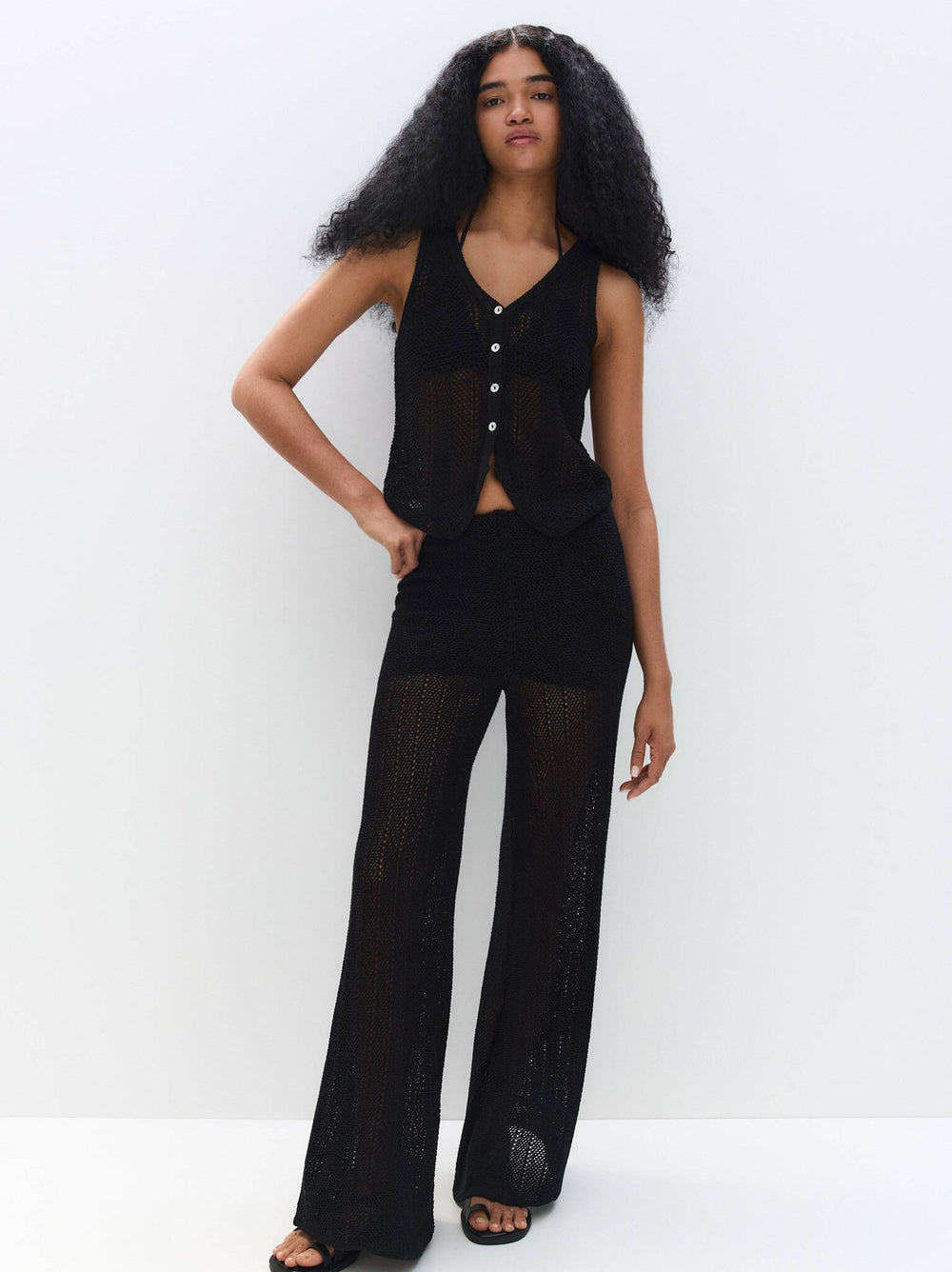 Moudda PULL & BEAR - Pantalon - Dentelle Verticale - Tunisie 2