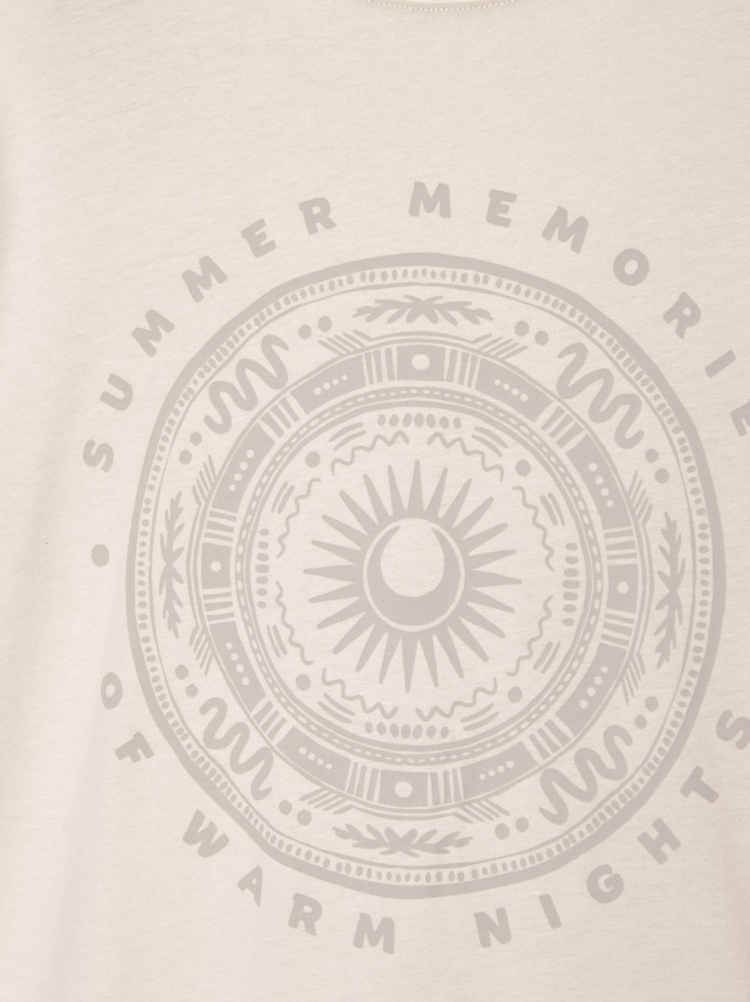 Moudda PULL & BEAR - Body Graphique Bandana Ésotérique - Tunisie 2