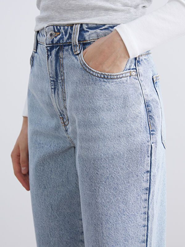 Moudda LC Waikiki - Pantalon tissé en denim Femme Bleu clair - Tunisie 3