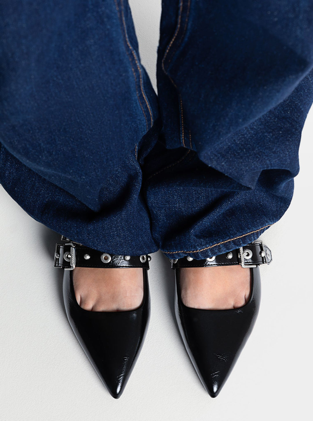 Moudda STRADIVARIUS - Chaussure plate - Tunisie 1