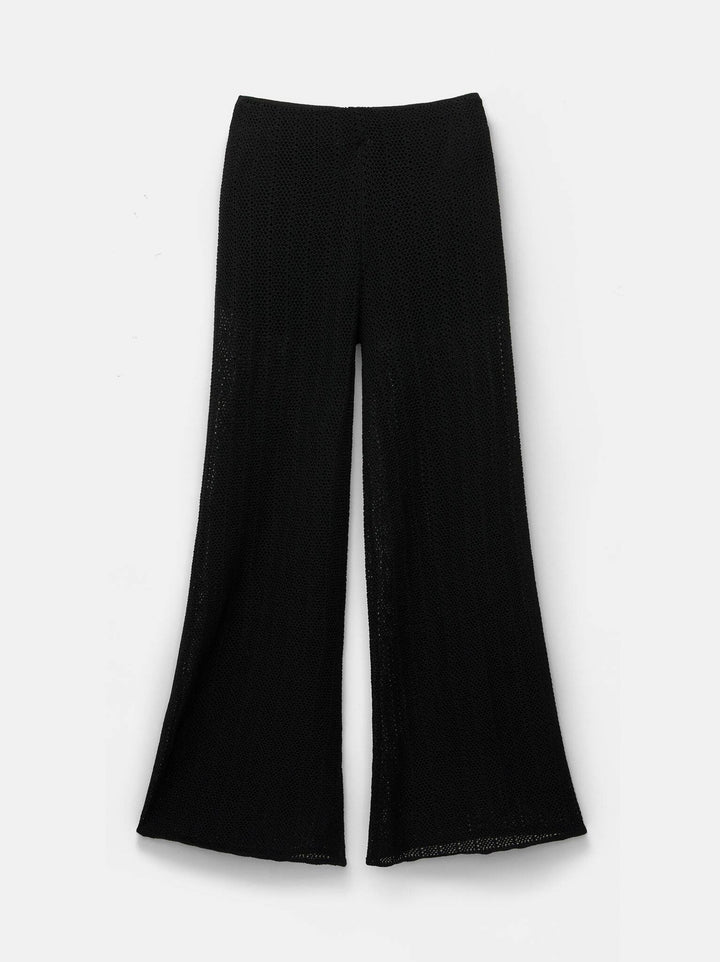 Moudda PULL & BEAR - Pantalon - Dentelle Verticale - Tunisie 3