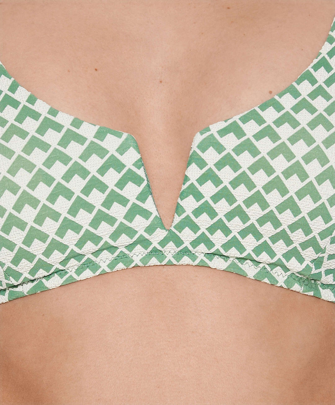 Moudda Oysho - Culotte Halter Mousse Extra Sans Armatures Jacquard Géométrique Vert - Tunisie 4