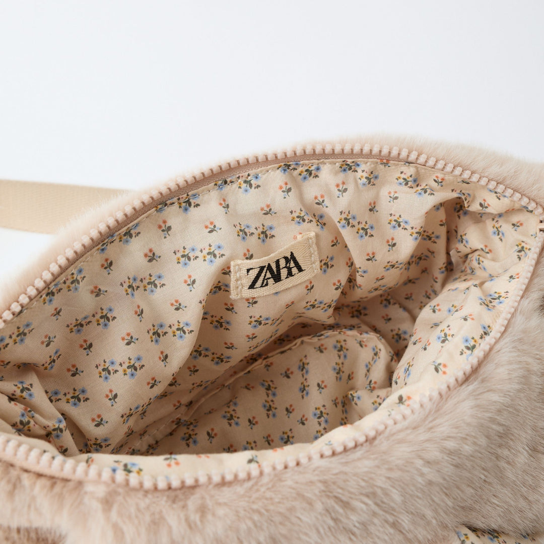 Moudda ZARA - Sac en fausse fourrure visage - Tunisie 6
