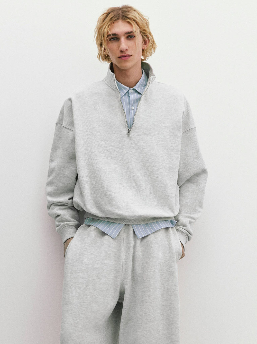 Moudda PULL & BEAR - Sweat - Demi-fermeture, Boxy & Heavy Weight - Tunisie 2