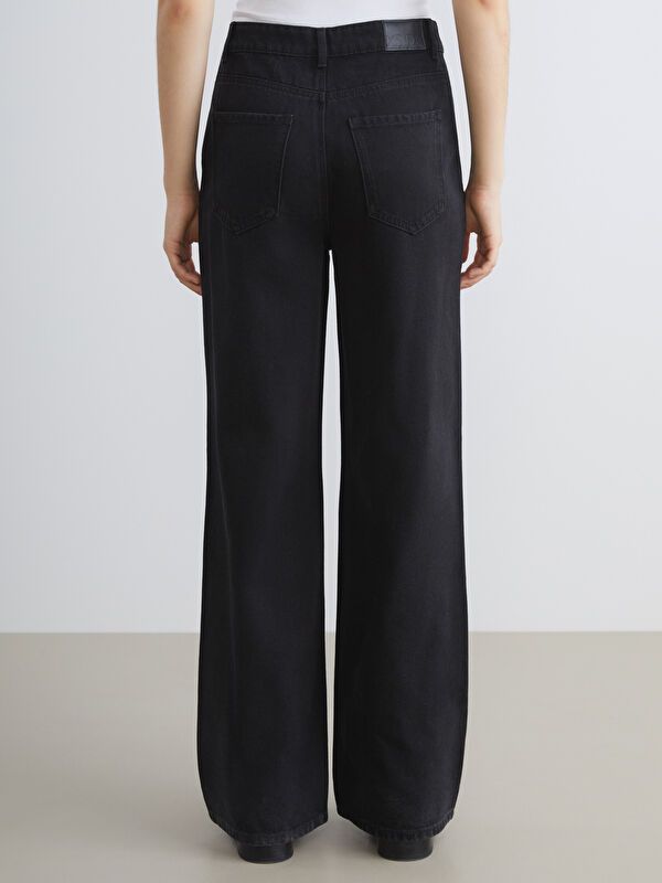 Moudda LC Waikiki - Pantalon tissé en denim Femme Noir - Tunisie 4