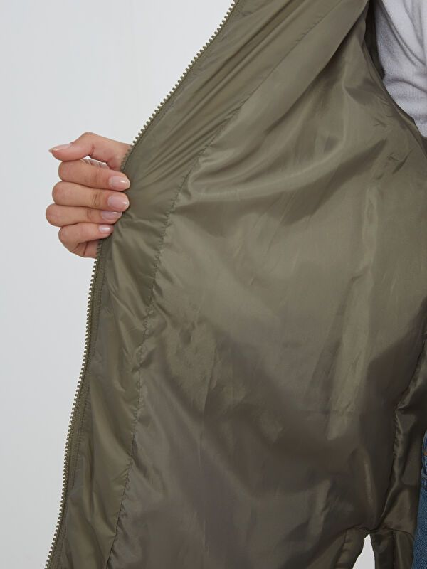 Moudda LC Waikiki - Manteau matelassé léger Femme Kaki - Tunisie 4