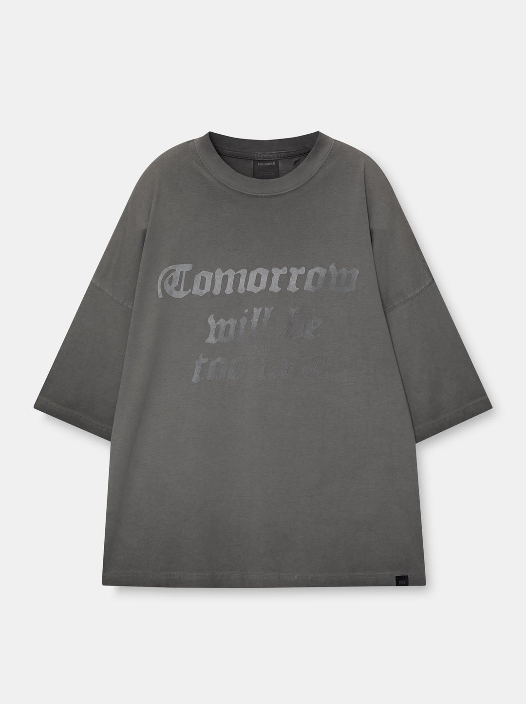 Moudda PULL & BEAR - T-Shirt Demi-Manches Oil Wash Imprimé Boxy Fit Gris - Tunisie 1