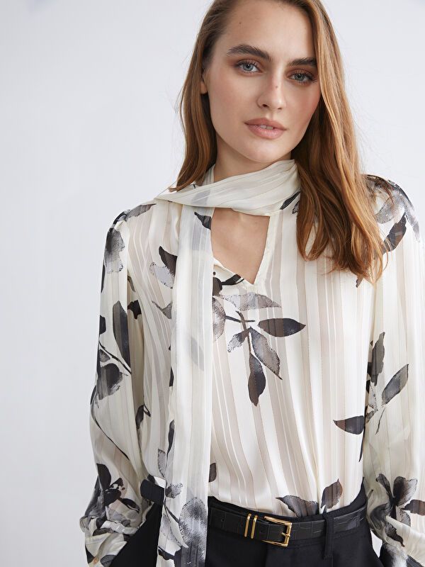 Moudda LC Waikiki - Blouse tissée imprimée manches longues Femme Imprimé écru - Tunisie 3