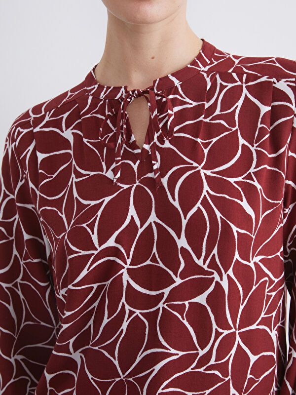 Moudda LC Waikiki - Blouse tissée imprimée manches longues Femme Imprimés bordeaux - Tunisie 3