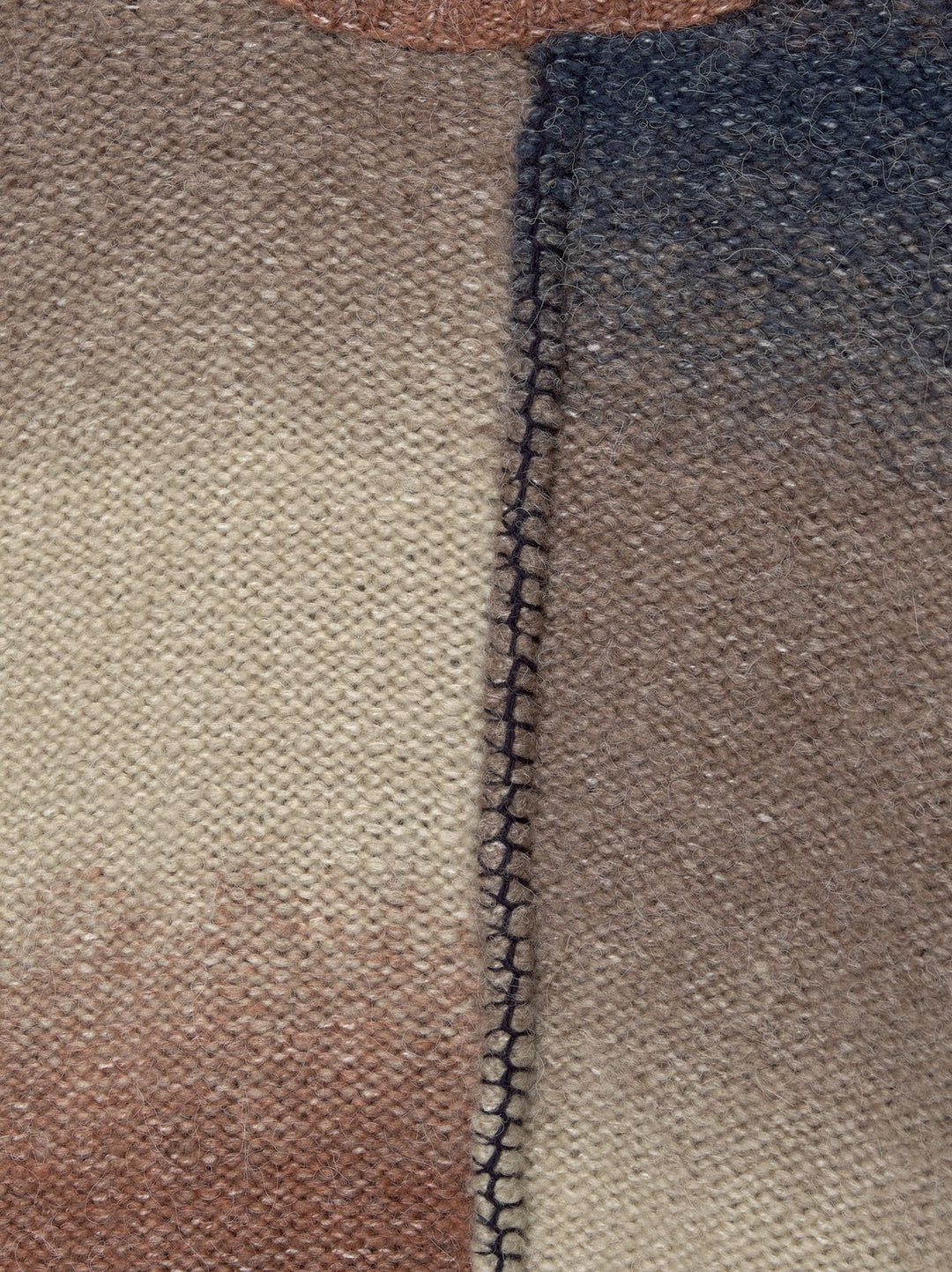 Moudda PULL & BEAR - Pull Space Dye Hand Stitch - Tunisie 2