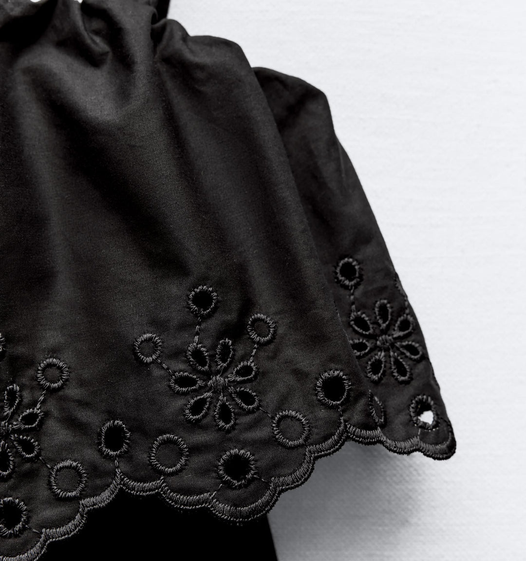 Moudda ZARA - Robe mi-longue en coton, broderie suisse, nœuds - Tunisie 1