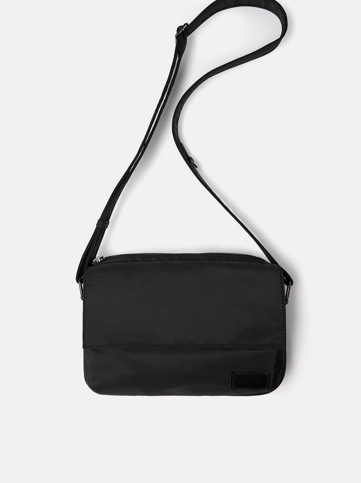 Moudda PULL & BEAR - Bandoulière Nylon Tapeta - Tunisie 6