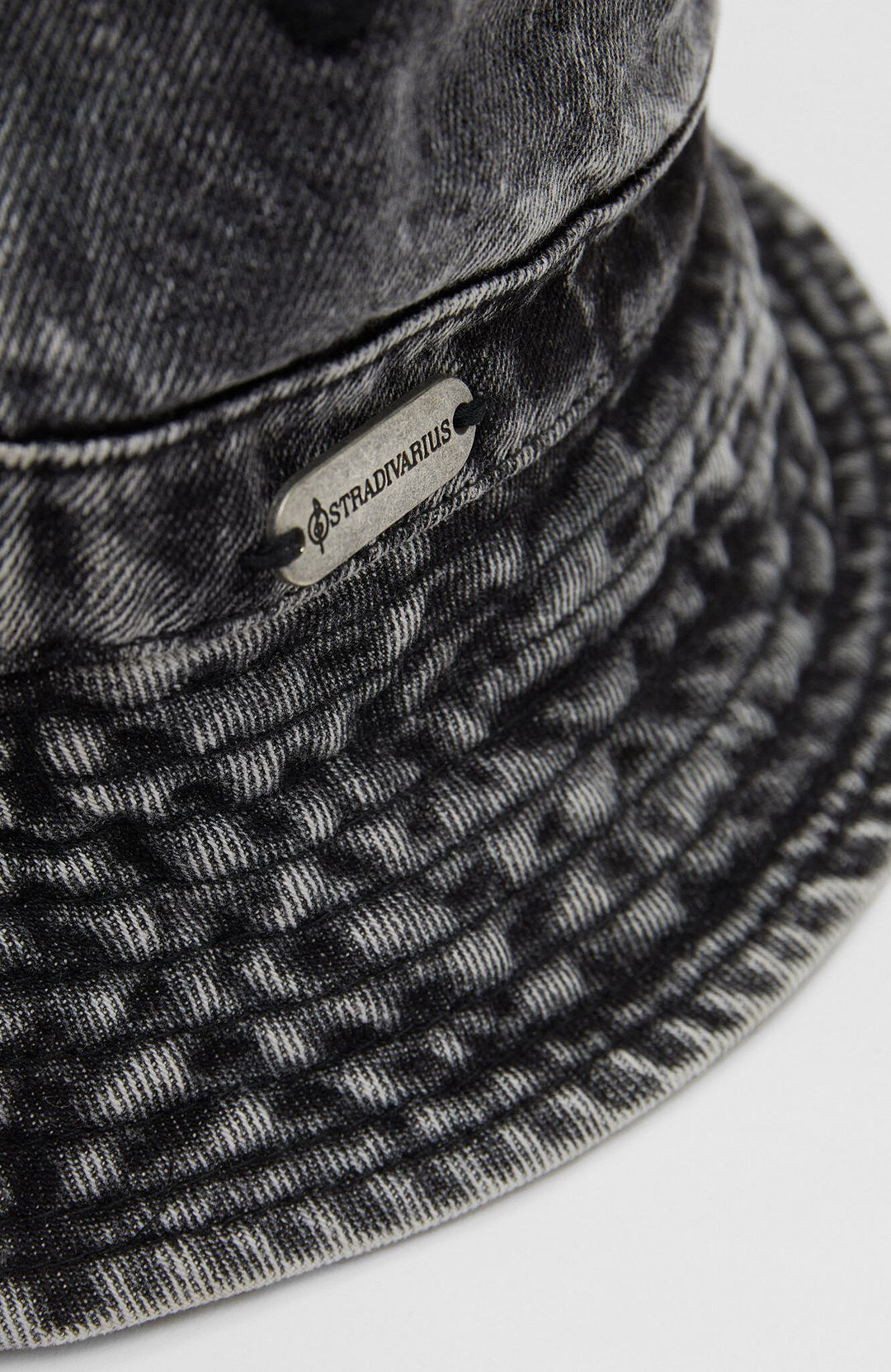 Moudda STRADIVARIUS - Chapeau/bonnet/casquette - Tunisie 2