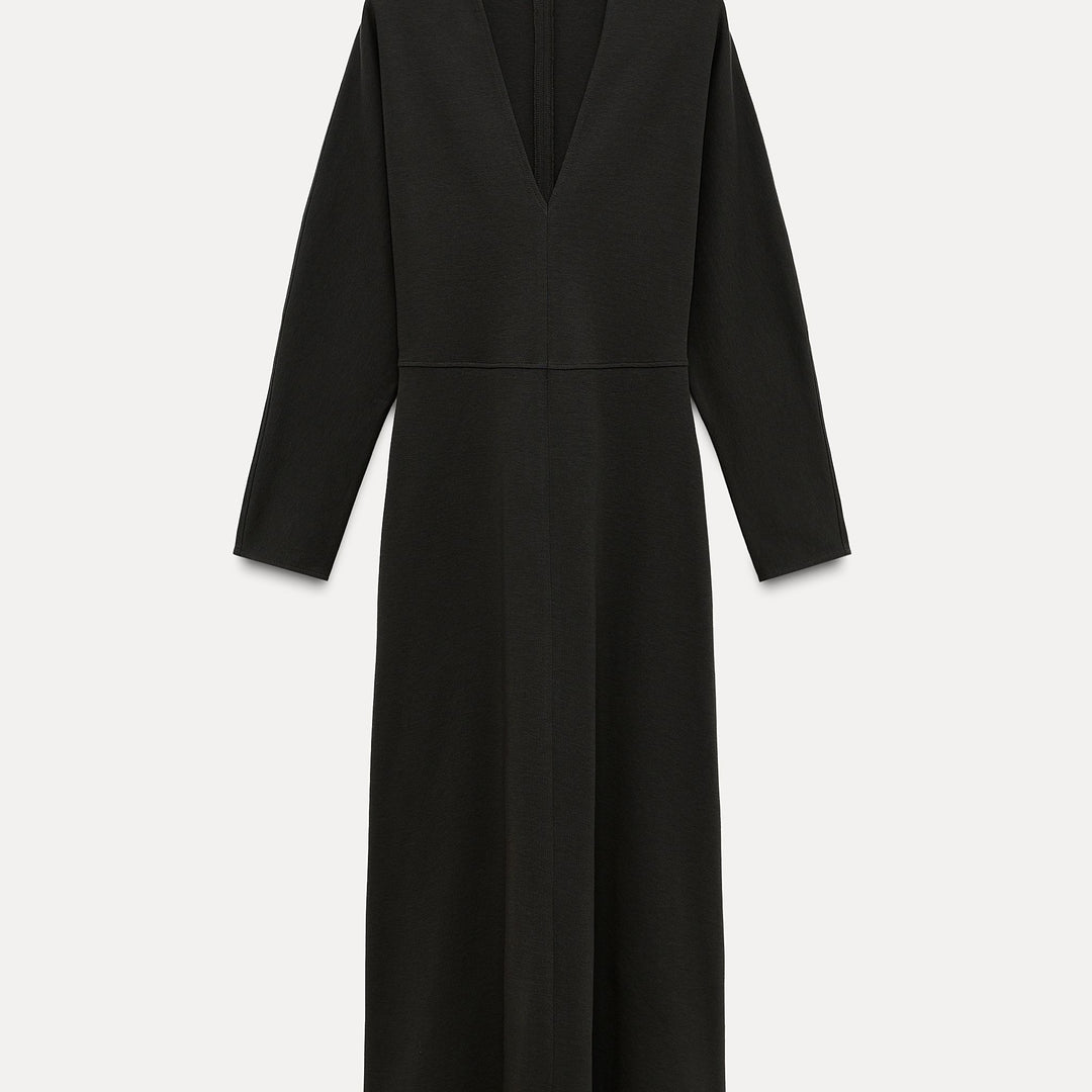 Moudda ZARA - Robe Midi Interlock - Découpes Ajustées - Tunisie 1