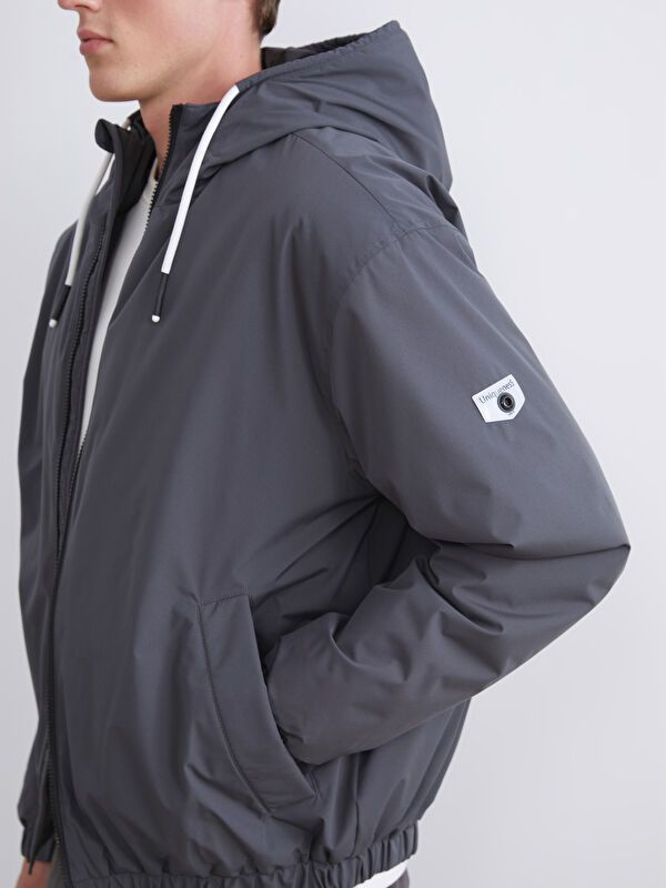 Moudda LC Waikiki - Manteau matelassé léger Homme Anthracite - Tunisie 3