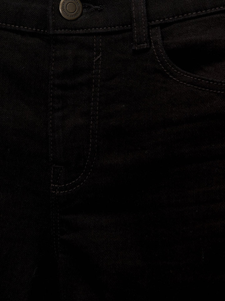 Moudda PULL & BEAR - Short Élastique Taille Moyenne - Tunisie 5