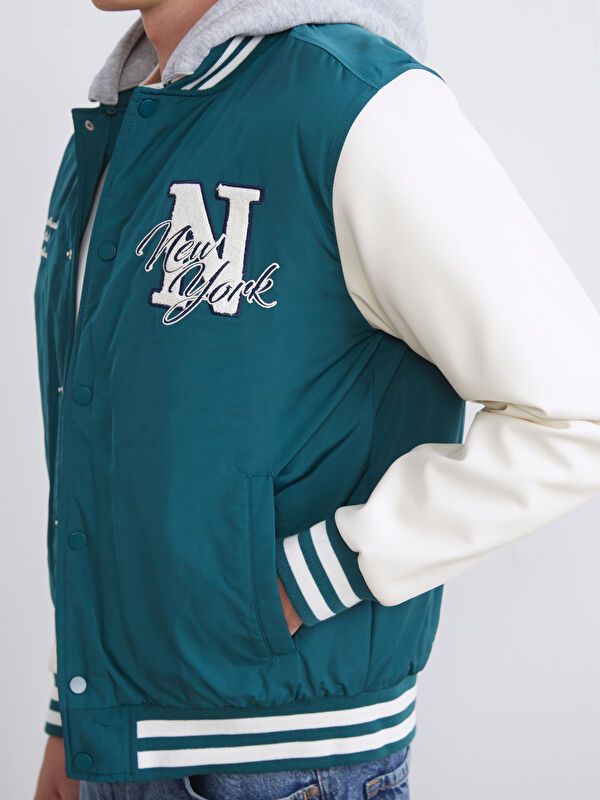 Moudda LC Waikiki - Manteau matelassé léger Homme Vert foncé - Tunisie 3