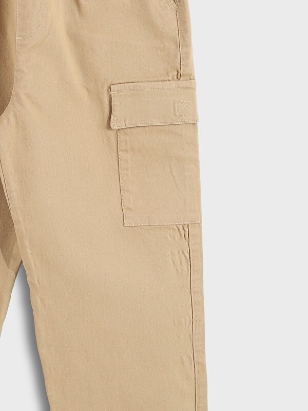 Moudda LC Waikiki - Pantalon tissé Garçon Beige foncé - Tunisie 3