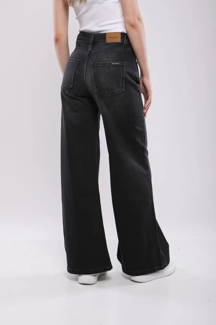 Moudda Billiorich - Pantalon Large Femme en Jean - Tunisie 3