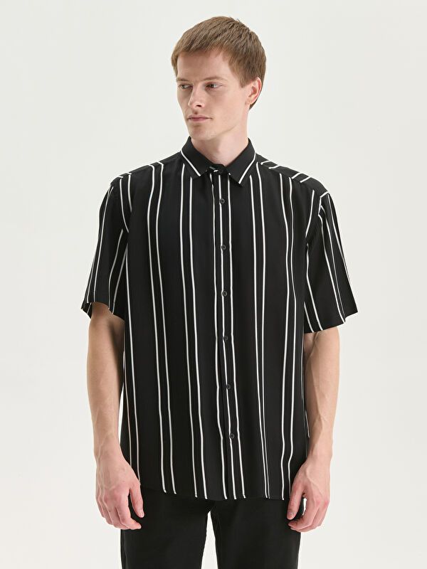 Moudda LC Waikiki - Chemise manches courtes en tissu pour Homme - Tunisie 1