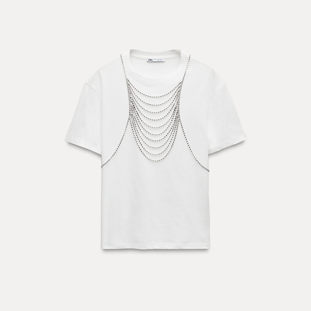 Moudda ZARA - T-shirt épaulettes, col rond, collier bijou - Tunisie 1