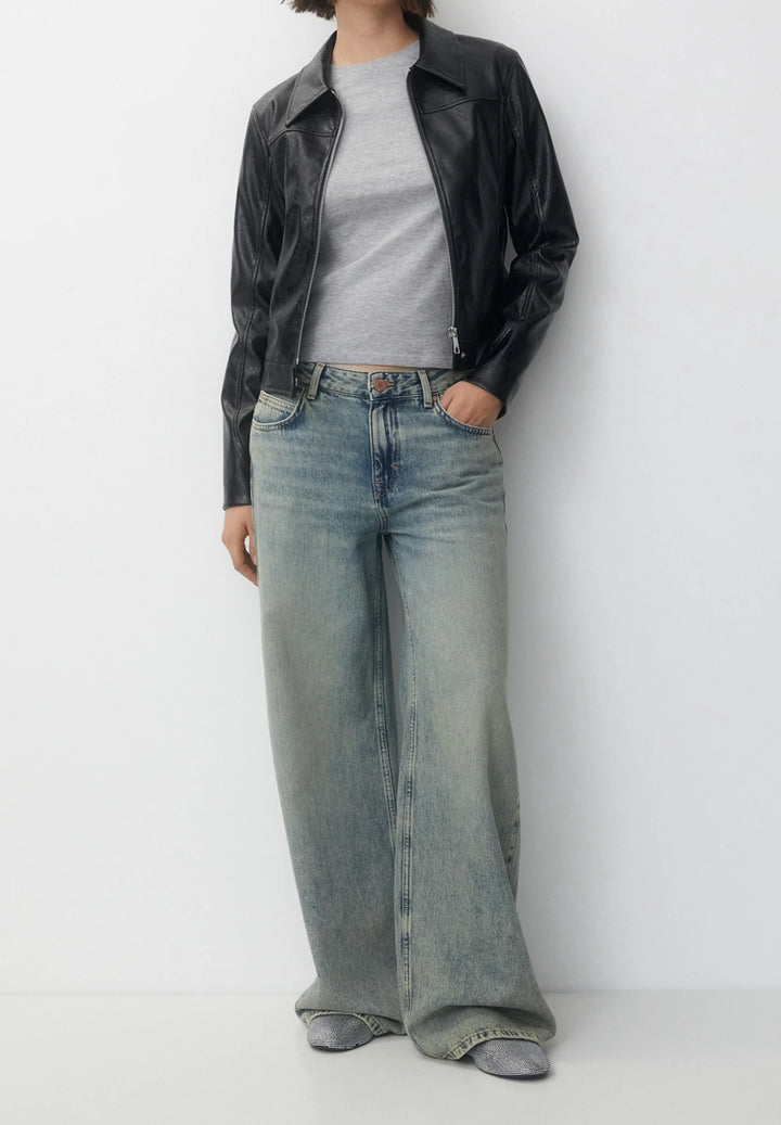 Veste en cuir synthétique verni noir