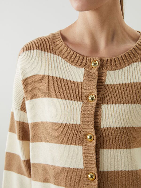 Moudda LC Waikiki - Cardigan tricot moyen Femme Rayures beiges - Tunisie 3