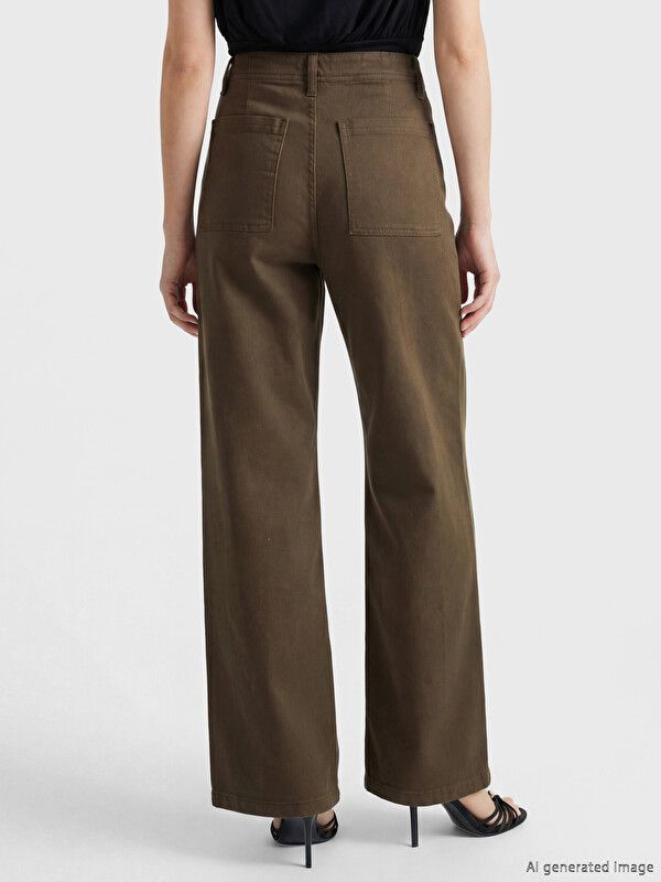 Moudda LC Waikiki - Jean basique en denim pour Femme couleur Marron laiteux - Tunisie 4