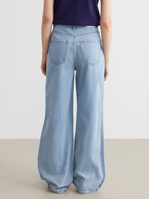 Moudda LC Waikiki - Pantalon tissé en denim Femme Bleu clair - Tunisie 4