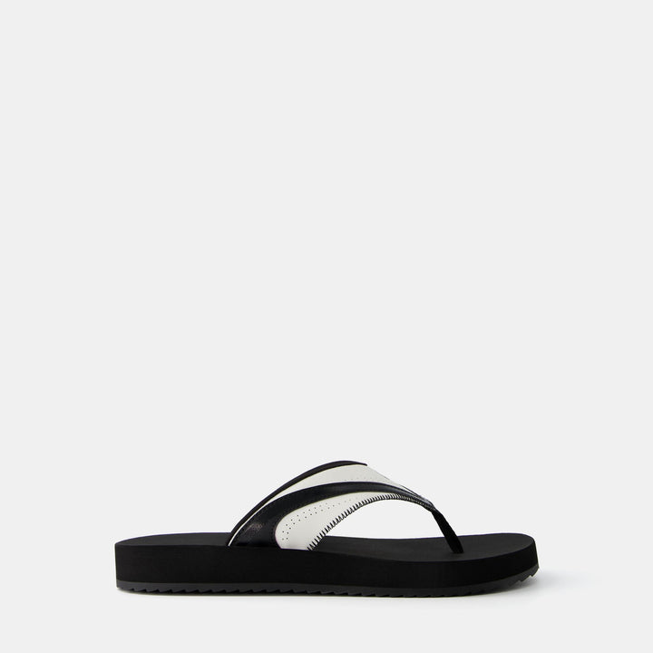 Moudda BERSHKA - Tongs blanches - Tunisie 1