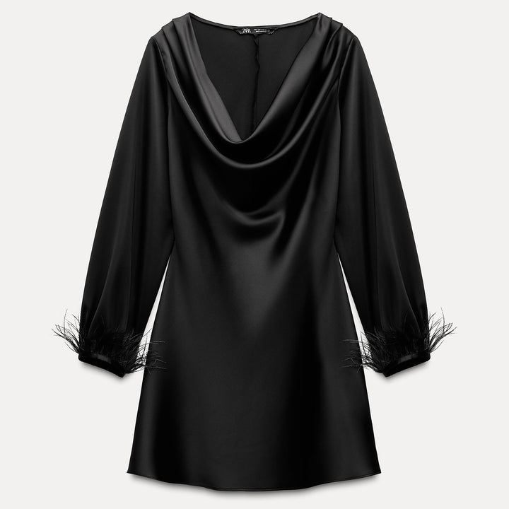 Moudda ZARA - Robe courte satinée dos nu détail plumes - Tunisie 2
