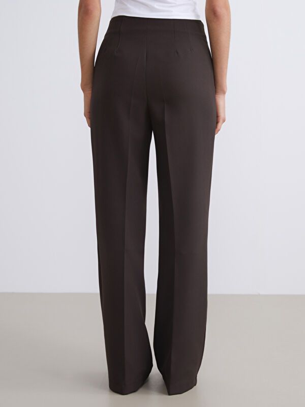 Moudda LC Waikiki - Pantalon tissé moyen Femme Brun foncé - Tunisie 4