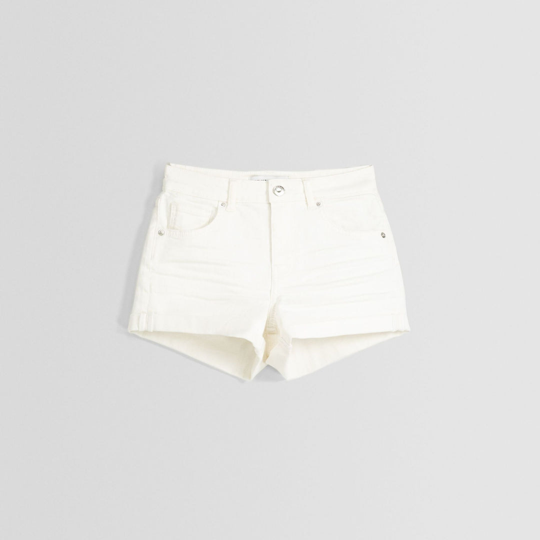 Moudda BERSHKA - Blanc – short en jean retroussé - Tunisie 1